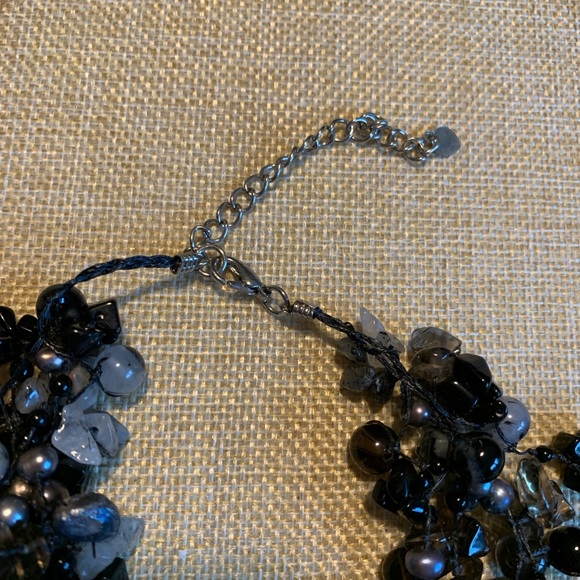 Gorgeous multi strand necklace with Tahitian pearls, gemstones and crystals. - Picture 5 of 12